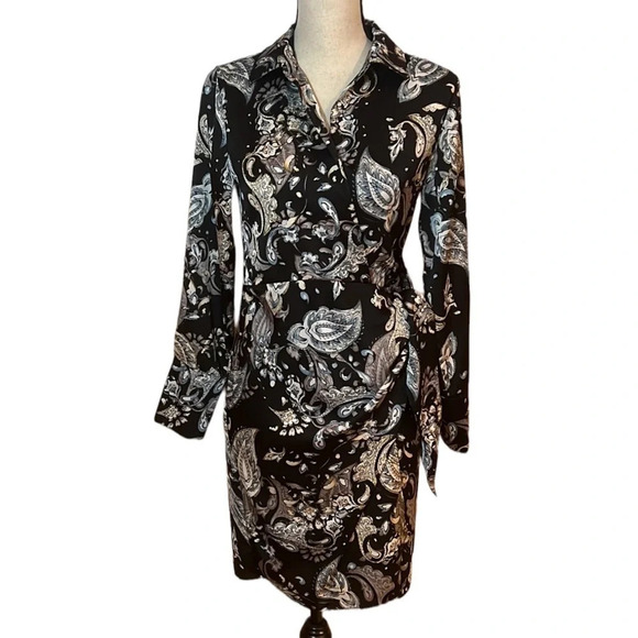 Aakaa Dresses & Skirts - Aakaa Black Print Wrap Dress Sz-S